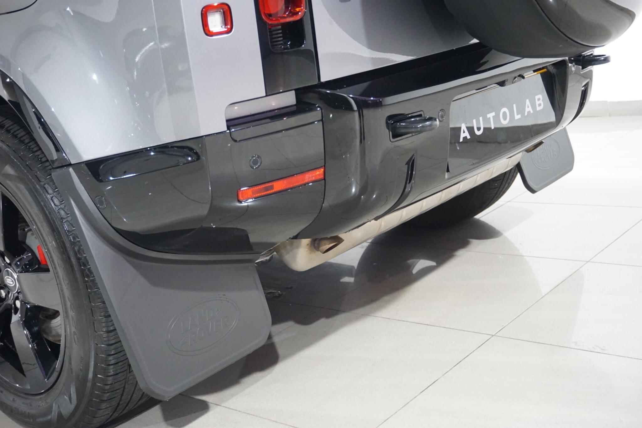 Land Rover Defender 110 2.0 P400e 15.4kWh X-Dynamic HSE SUV 5dr Petrol Plug-in Hybrid Auto 4WD Euro 6 (s/s) (404 ps)